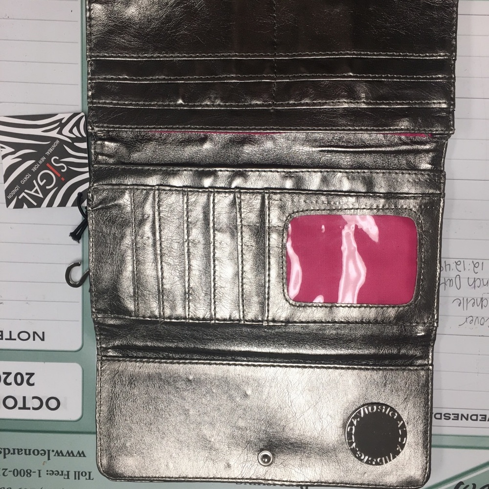Pewter color Wallet tri fold